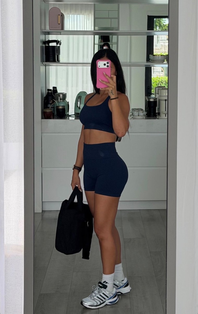 Antonela Messi workout session