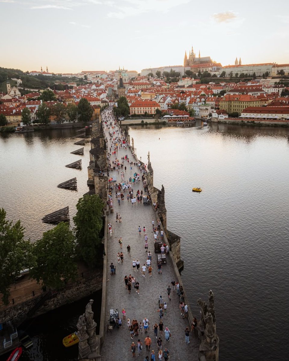 Prague stone bridge view (photo 1 of 2)