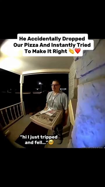 He Accidentally Dropped Our Pizza And Instantly Tried To Make It Right 👏❤️