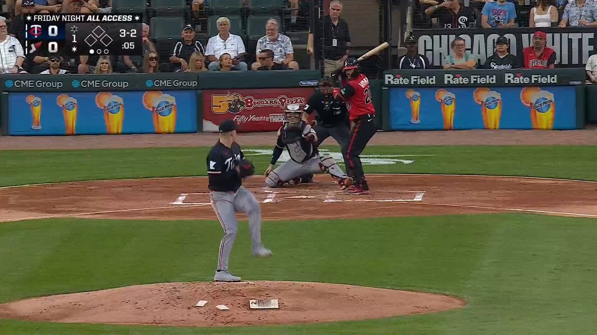 Miguel Vargas 30th home run