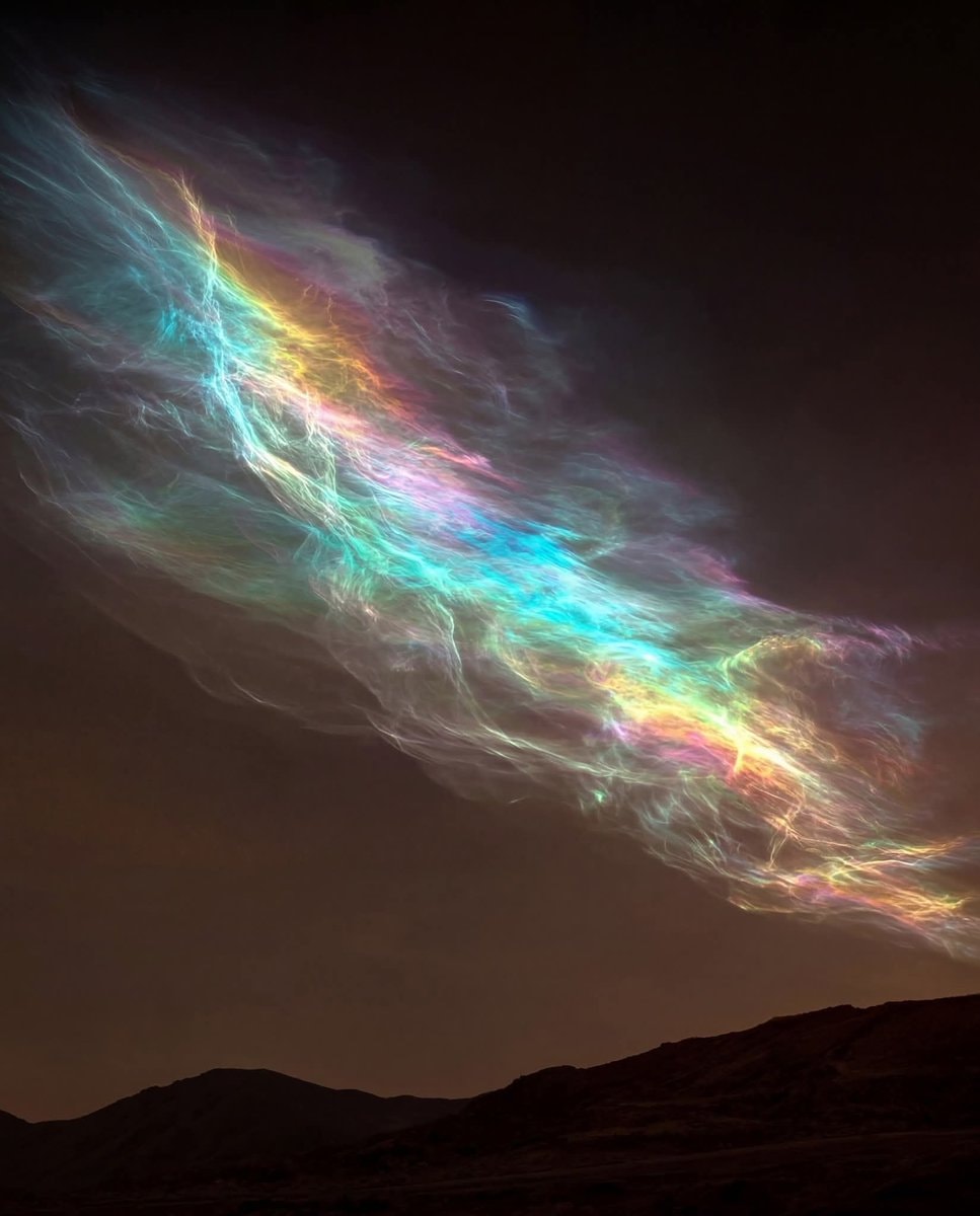 NASA Mars iridescent clouds image