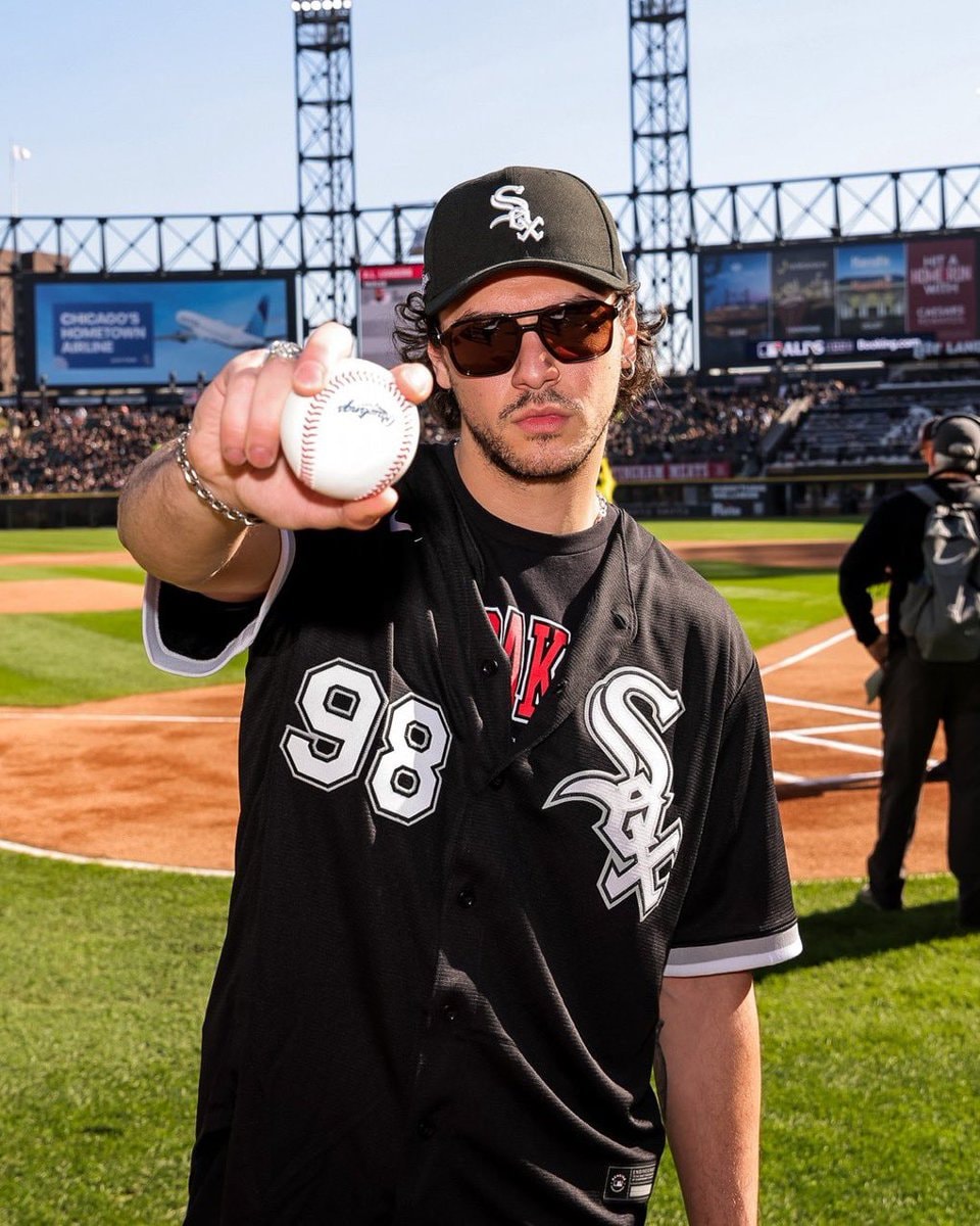 Belmont Cameli White Sox pitch