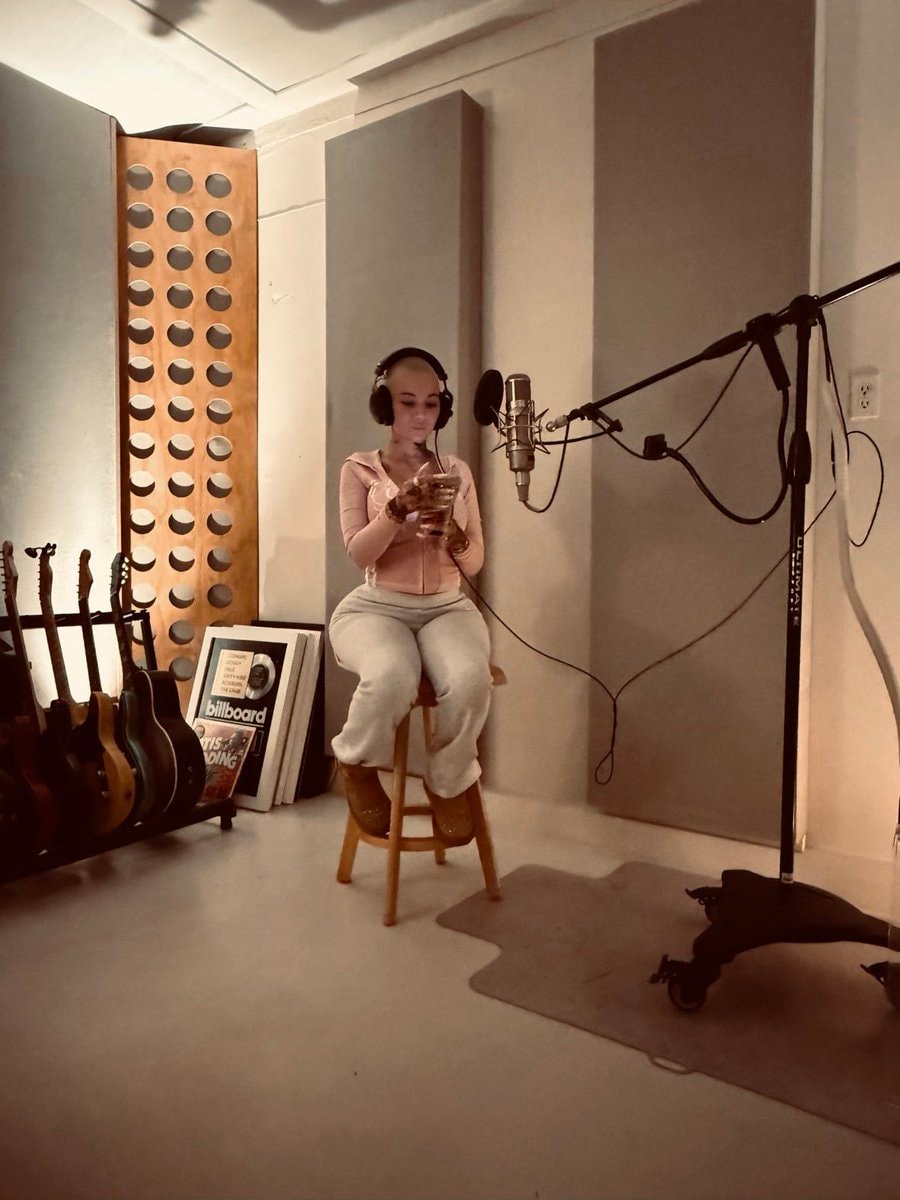Bhad Bhabie back in the studio