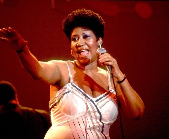 Photos of top R&B singers from the list (photo 2 of 4)