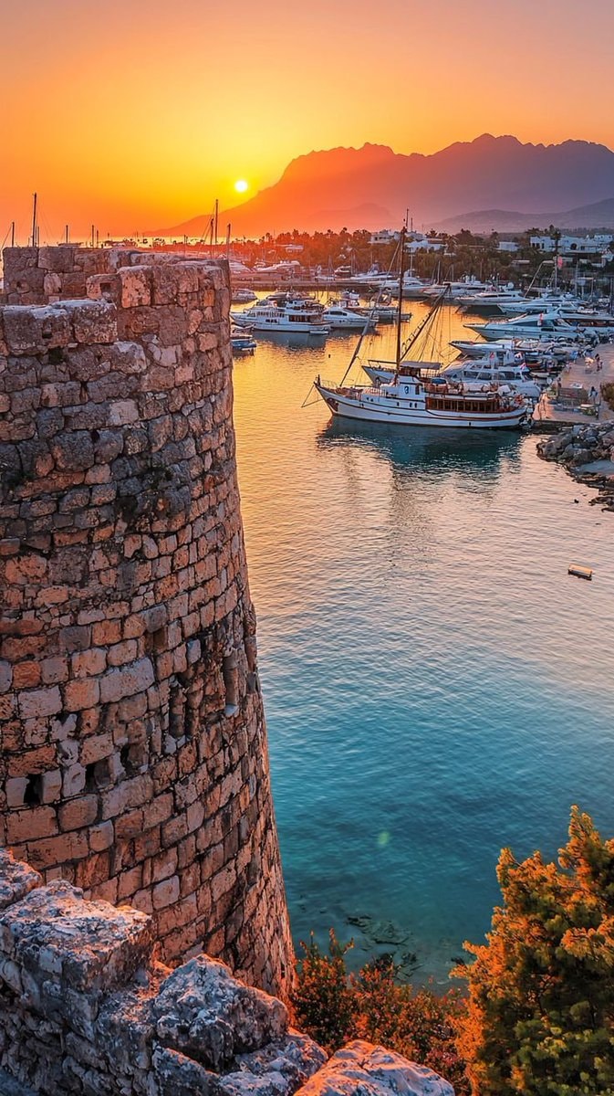 Cyprus harbor sunset (photo 1 of 4)