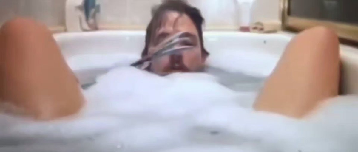 Heather Langenkamp bathtub scene A Nightmare on Elm Street