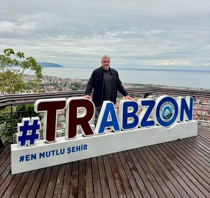 Thomas Reis #TRABZON OKTARISAR BELEDIYESI TRABZON #EN MUTLU ŞEHİR Thomas Reis #TRABZON OKTARISAR BELEDIYESI TRABZON #EN MUTLU ŞEHİR