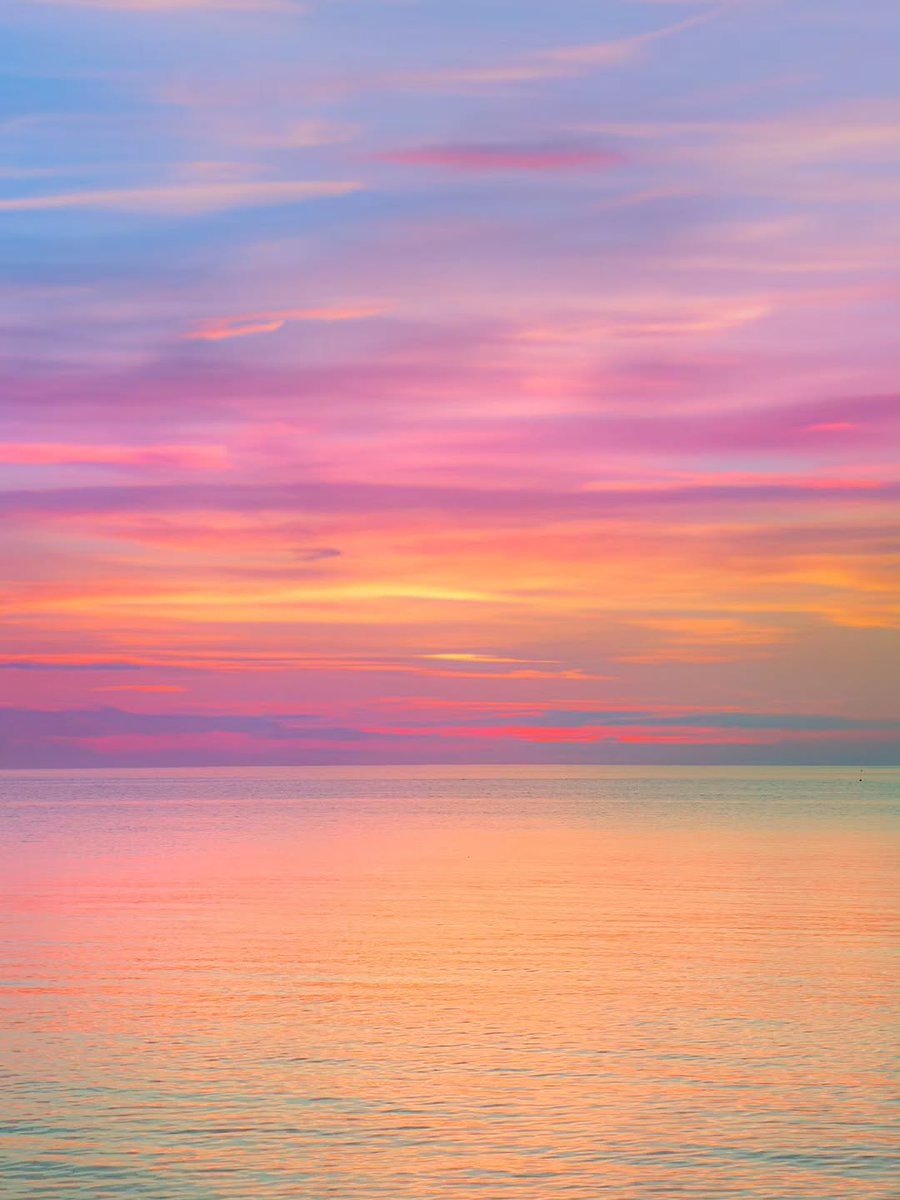 pastel sunset (photo 4 of 4)