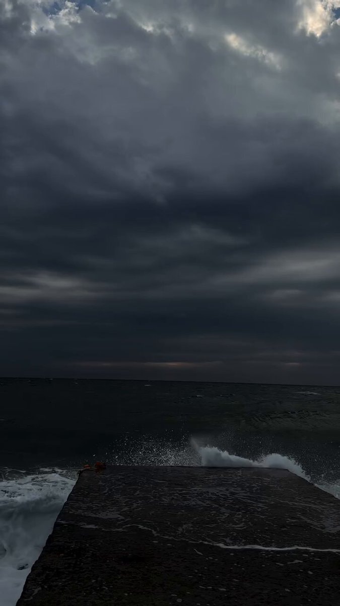 Majestic sea