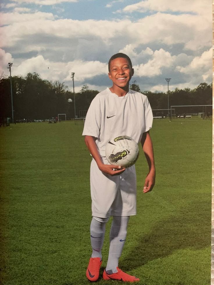 soccer player age 30 visualization soccer player age 30 visualization
