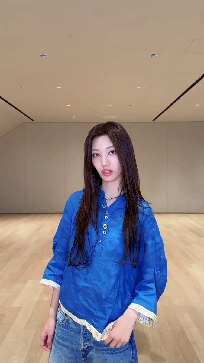TWICE JIHYO TUIDE SEOYEON SUN KISS TWICE JIHYO TUIDE SEOYEON SUN KISS