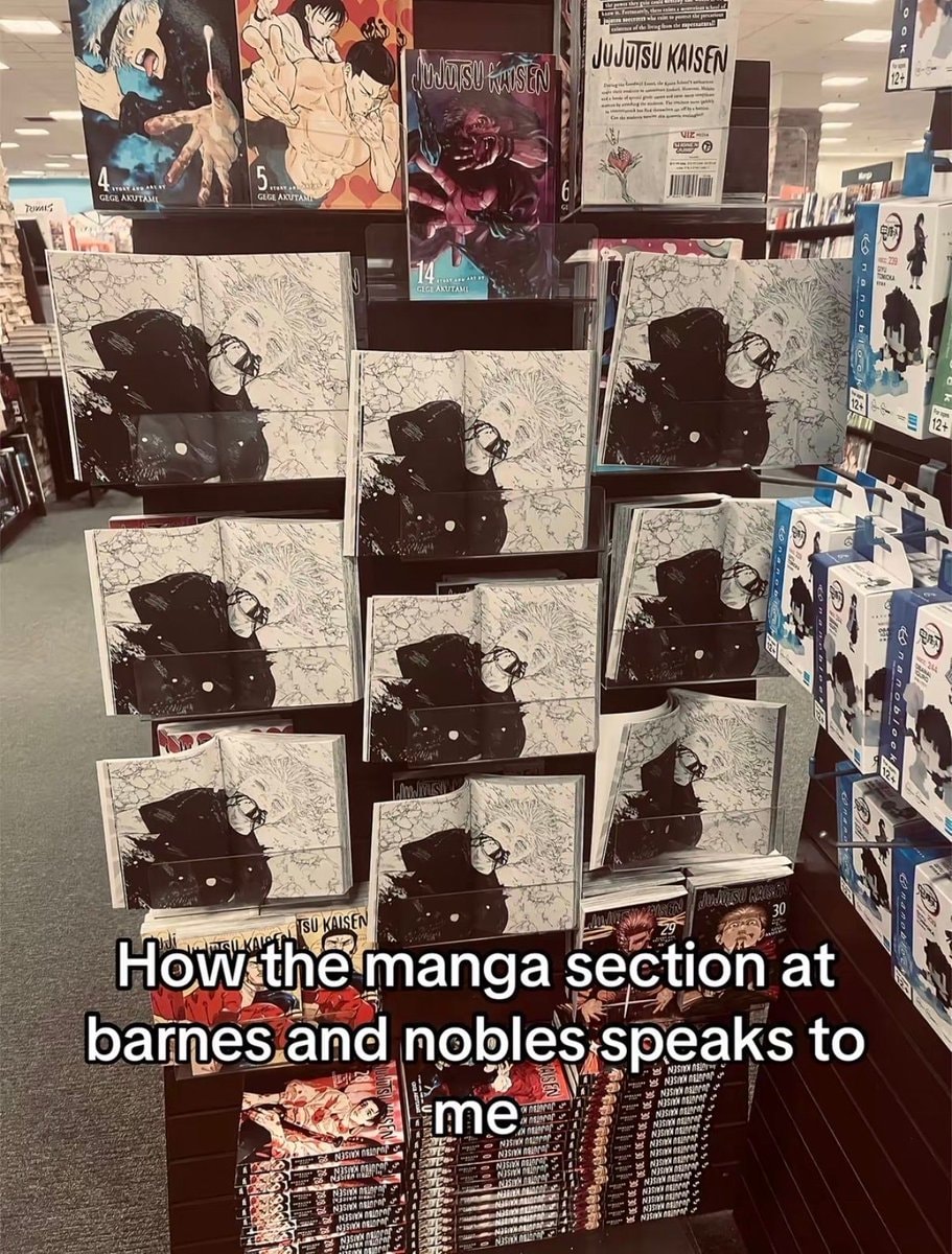 Jujutsu Kaisen at Barnes & Noble