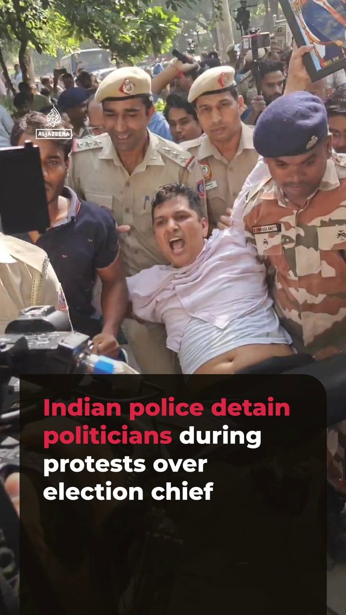 Indian police detain politicians New Delhi