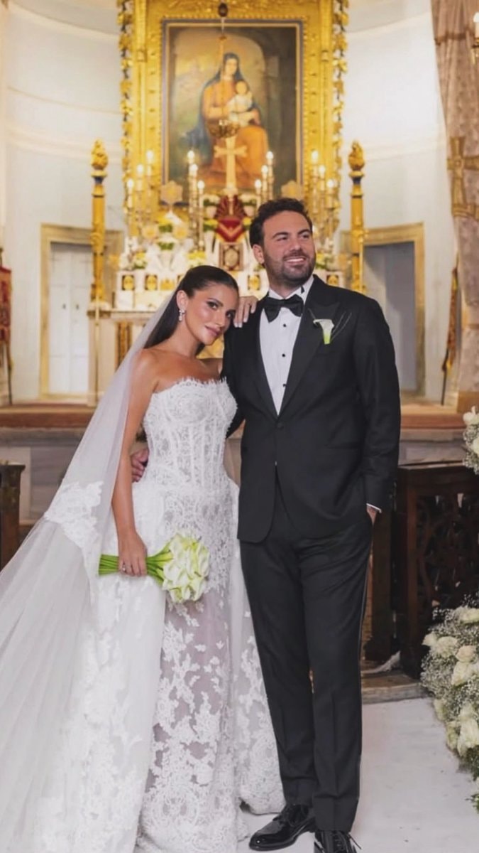 Derev Clara Kösedağ Zuhair Murad wedding dress