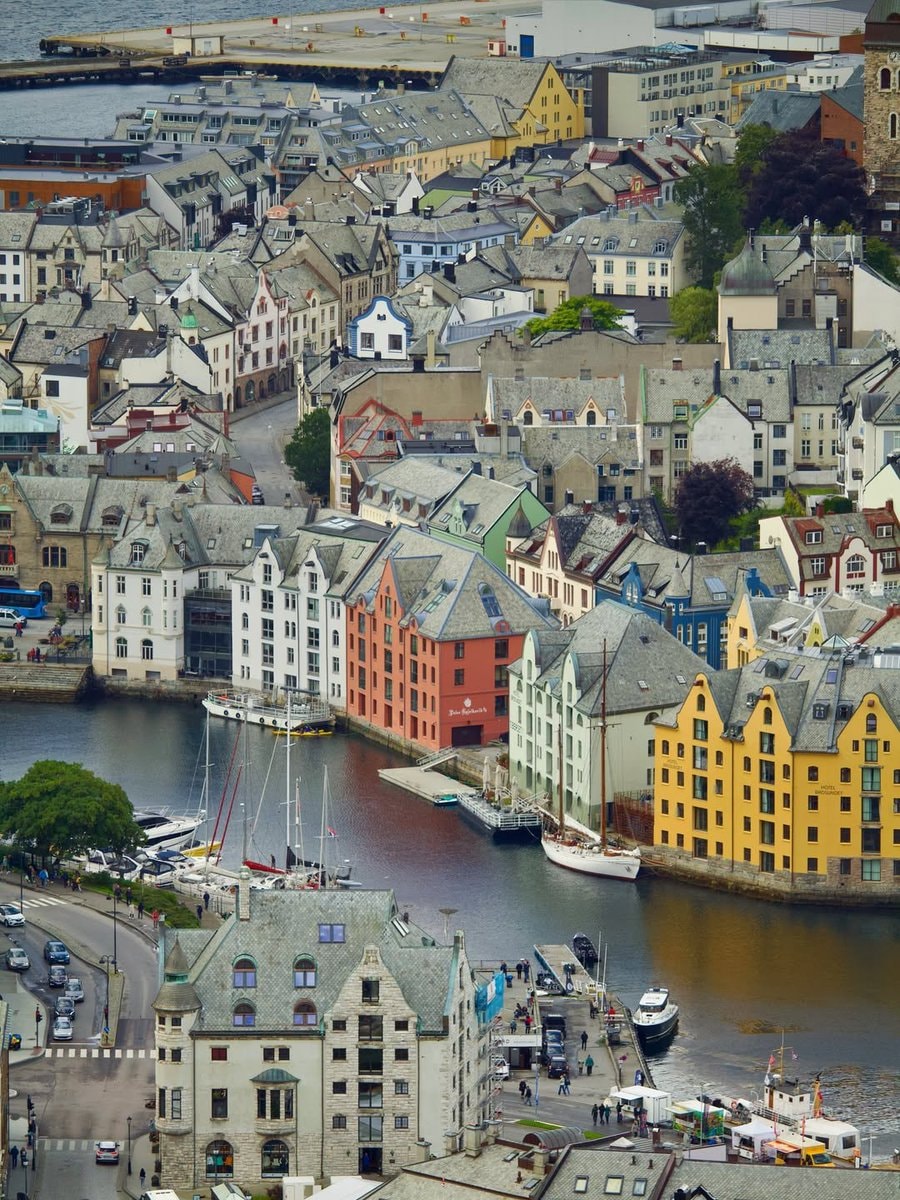 Alesund Norway (photo 2 of 4)