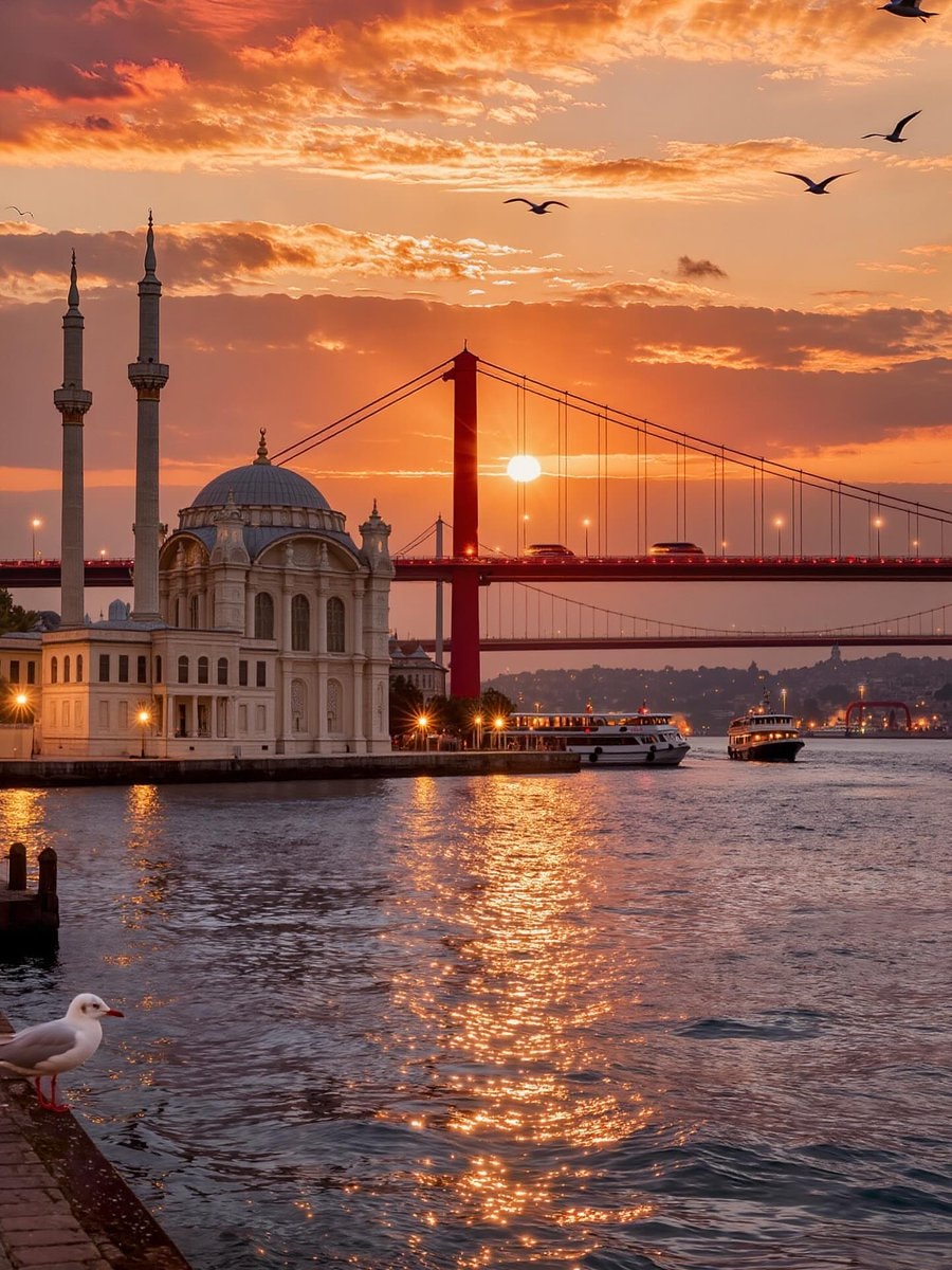 Istanbul sunset Bosphorus Bridge (photo 4 of 4)