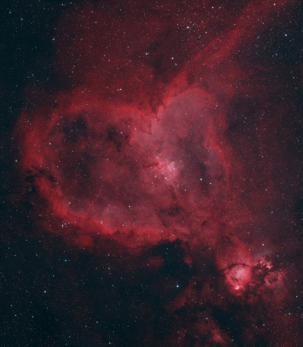 NASA heart-shaped nebula (photo 2 of 2)