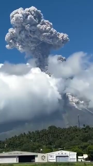 Mayon Volcano eruption Albay
