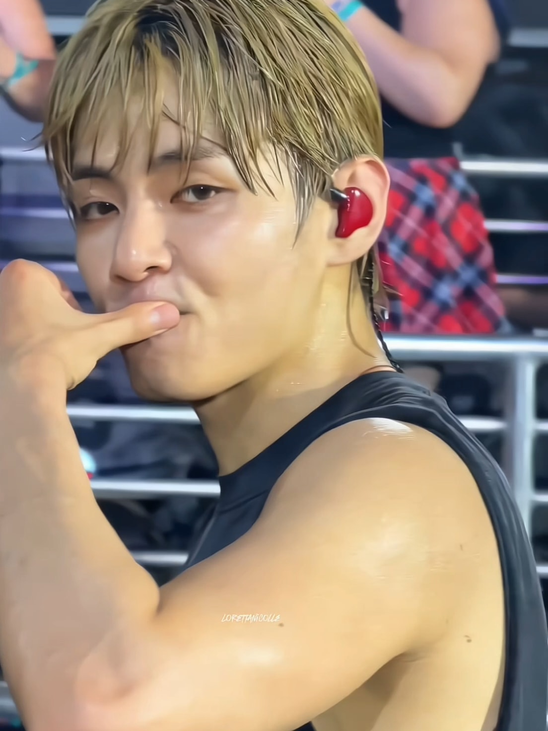 Taehyung prettiest man edit