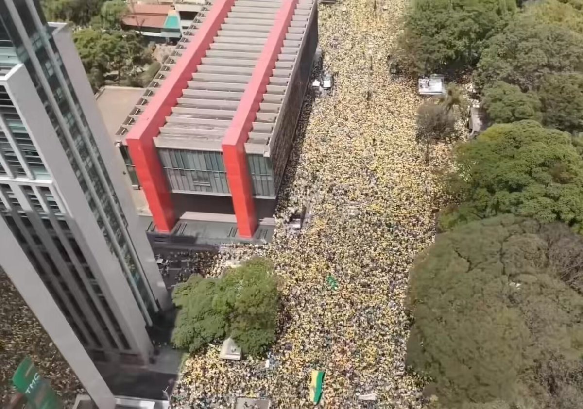 São Paulo rally for Flávio Bolsonaro