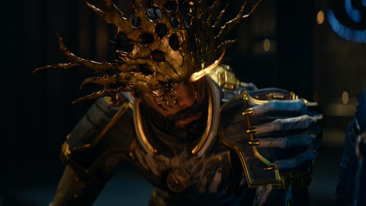 spiky golden mask moment