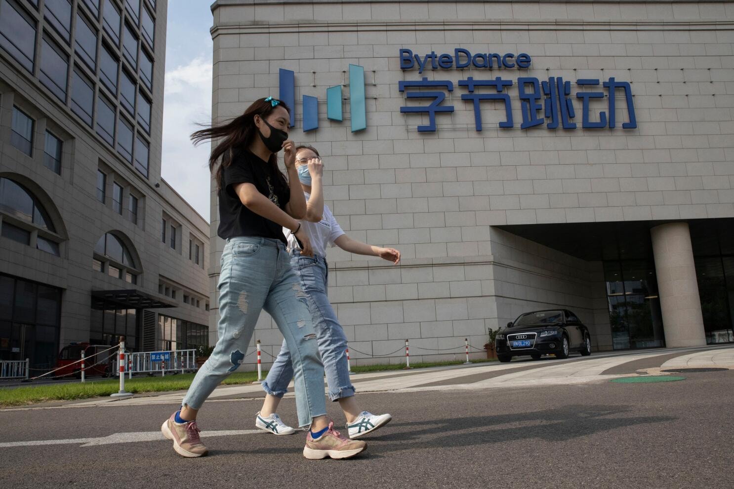 Hollywood groups condemn ByteDance's AI video generator