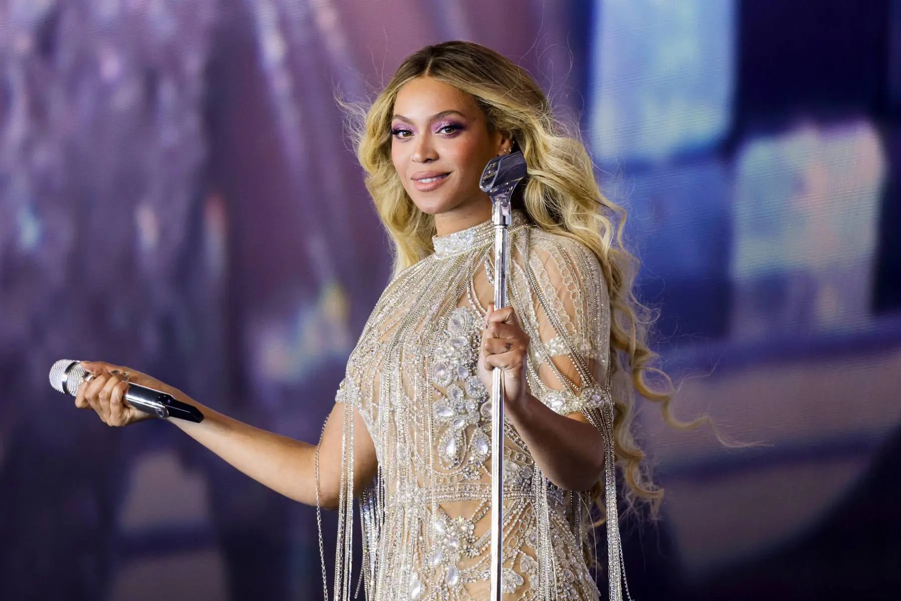 Beyoncé to Donate $1 Million to Earthquake Relief Efforts in Colombia’s Hardest-Hit Areas