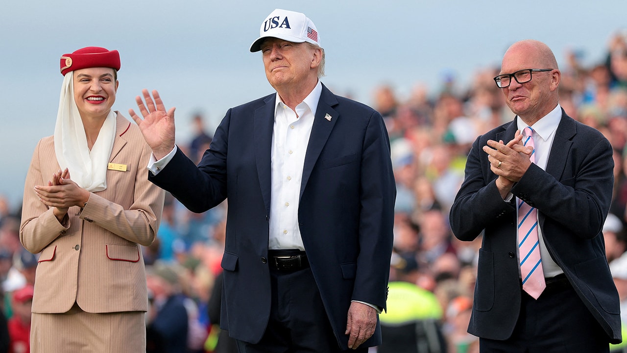 Irish golf fans chant 'U-S-A' after Trump announces end of tariffs on Irish whiskey