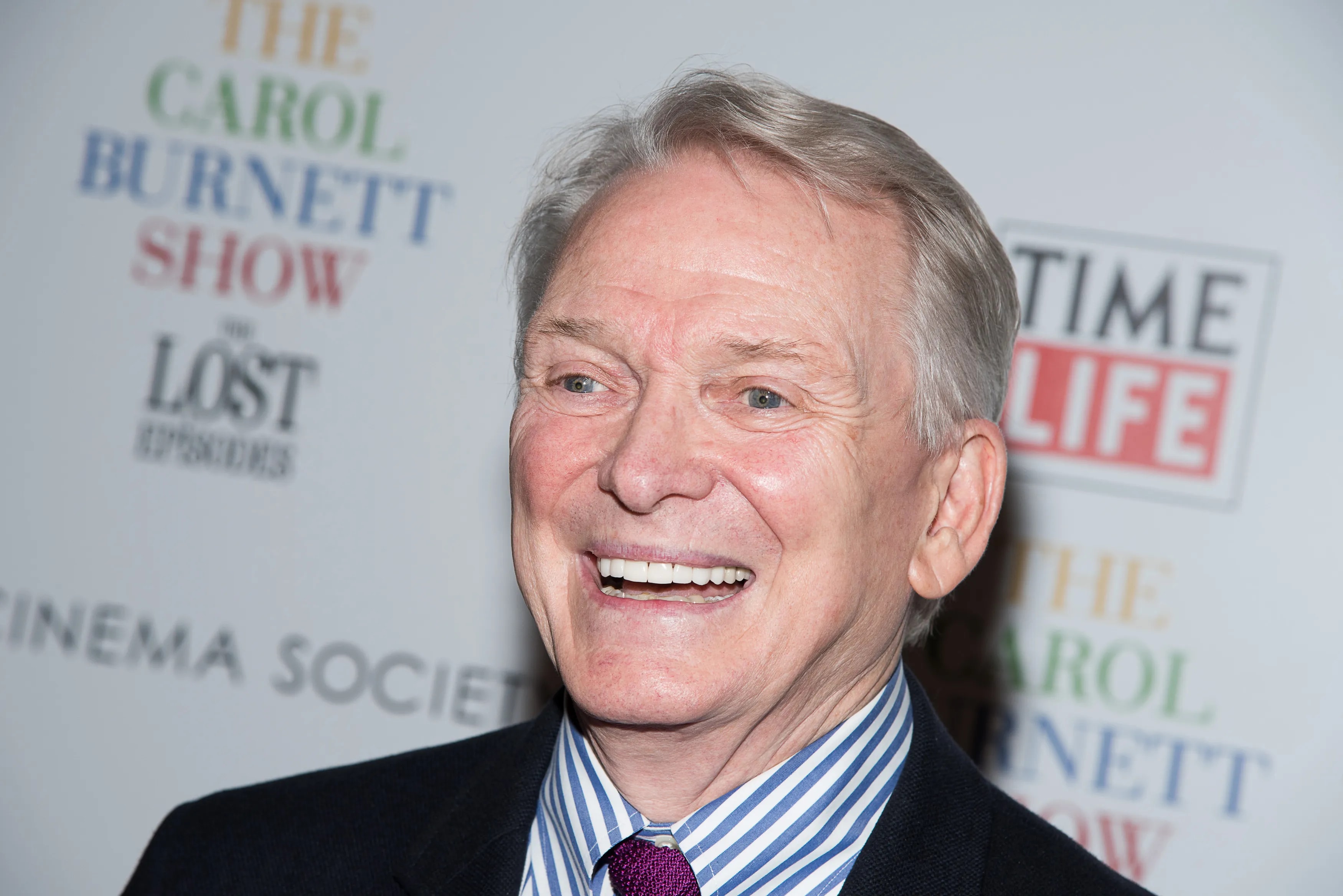 Bob Mackie Dead: Fashion Designer to Cher, Tina Turner, More Was 87