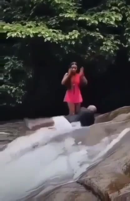 😂😂fall