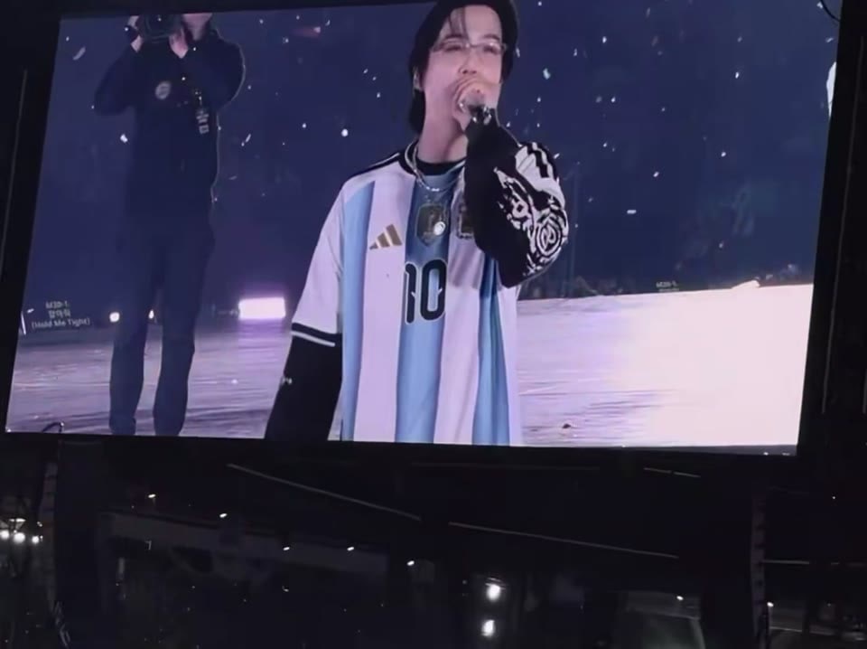 BTS HOLD ME TIGHT 2026 Argentina